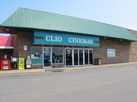 Clio Cinema - Entrance